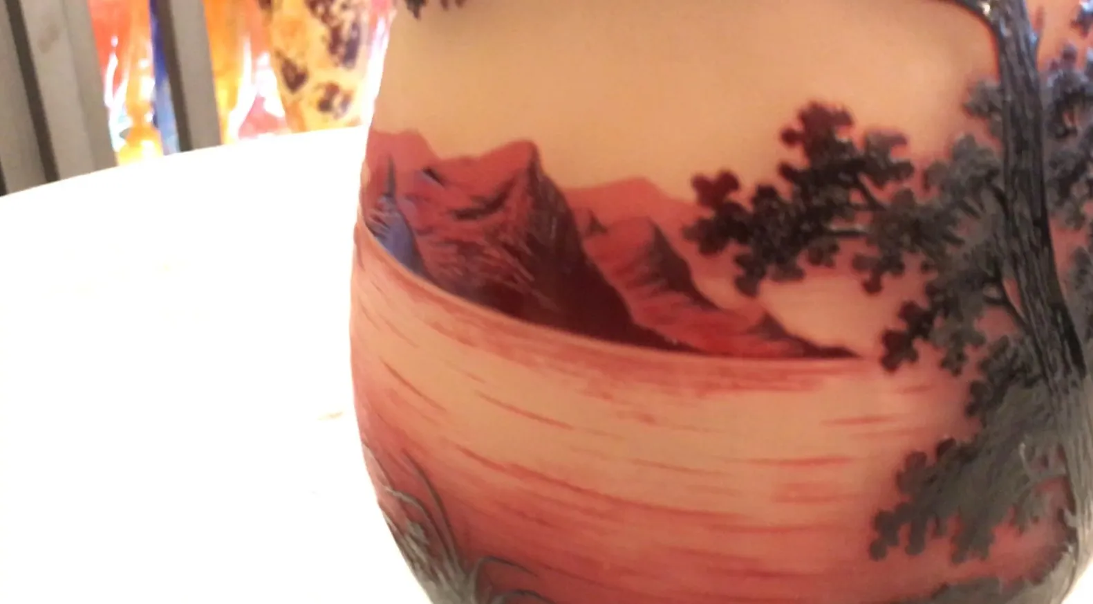 Signed glass D'Argental featuring natural landscapes