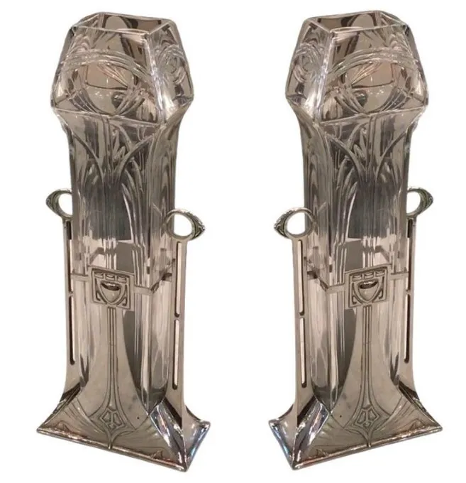 Conjunto de 2 floreros antiguos estilo Art Nouveau, decorativos y distintivos.