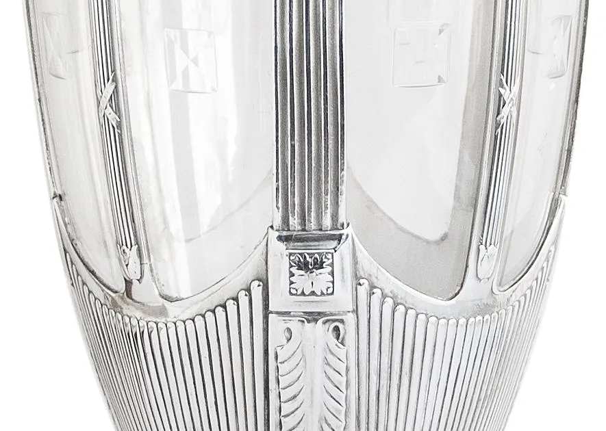 2 antike vase mit art nouveau-Designdetails