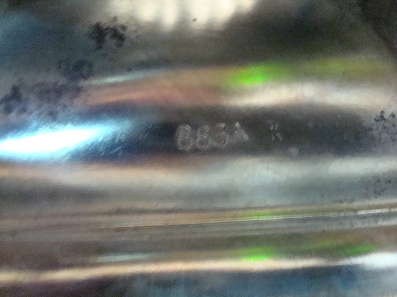 우아한 장식이 있는 앤티크 꽃병 2개 Art Nouveau