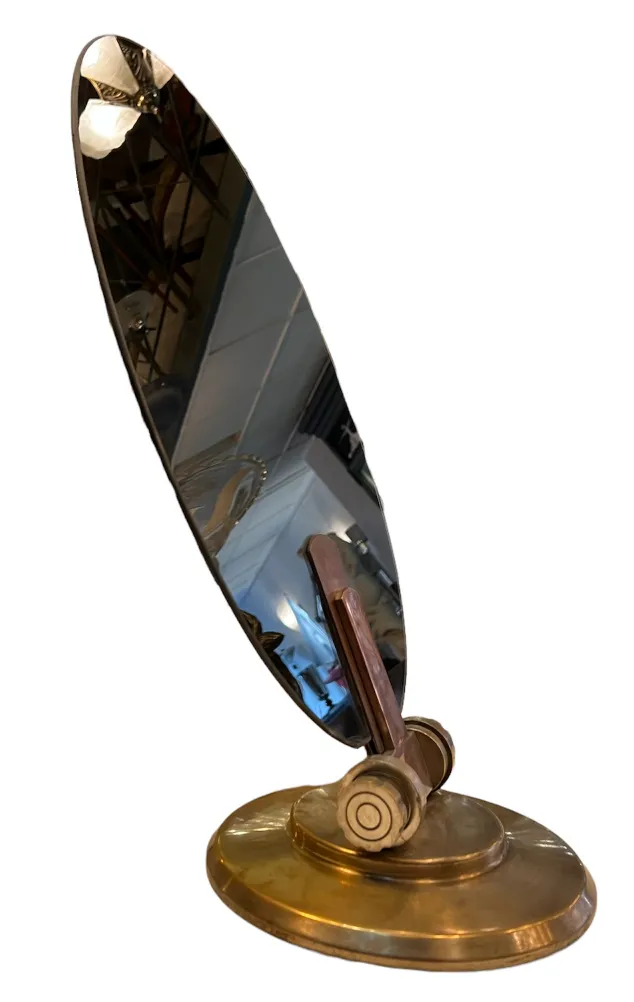 Miroir ancien de style Art Nouveau avec un design élégant et incurvé