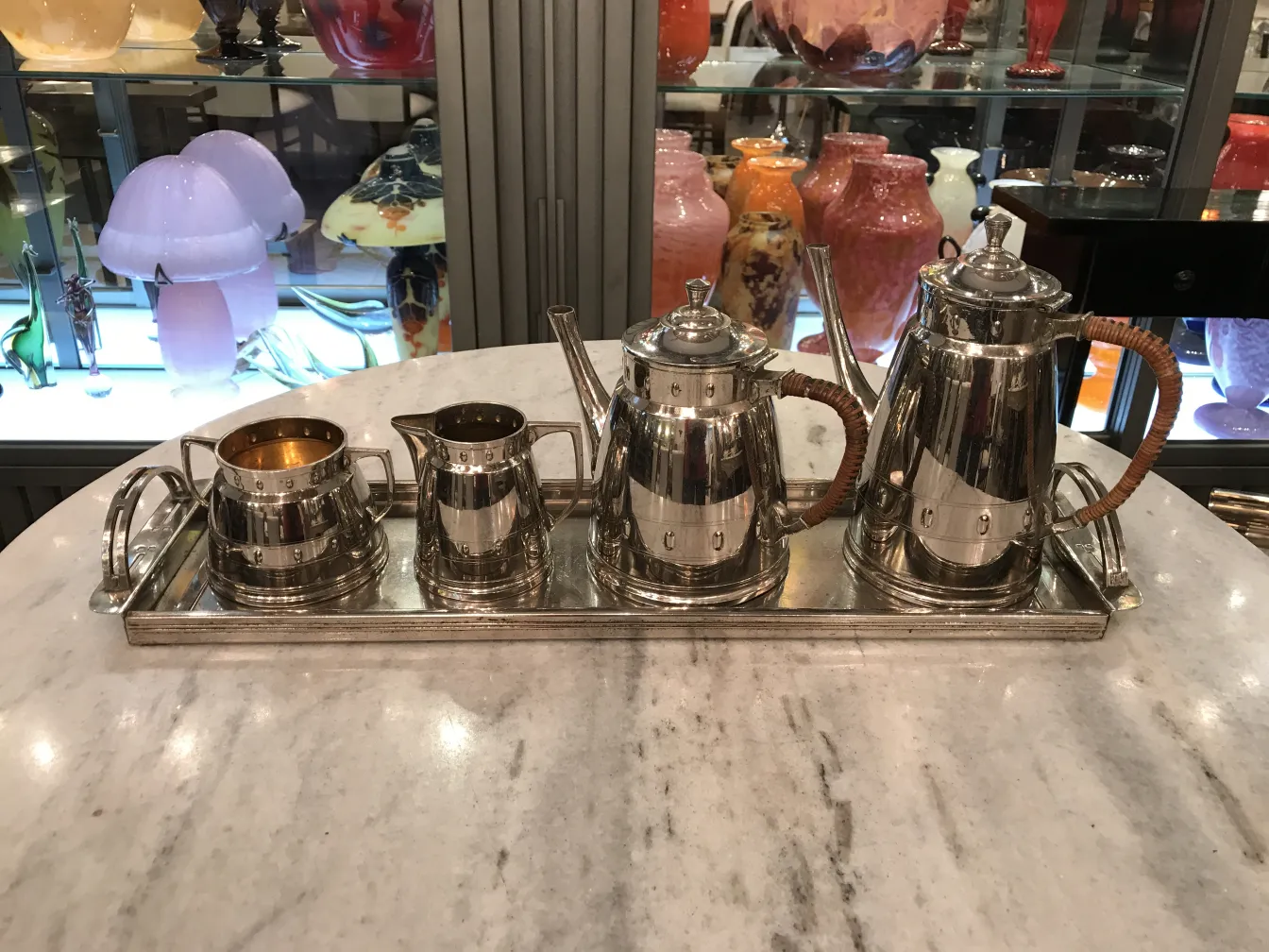 conjunto de chá antigo WMF em bandeja com bule e xícaras