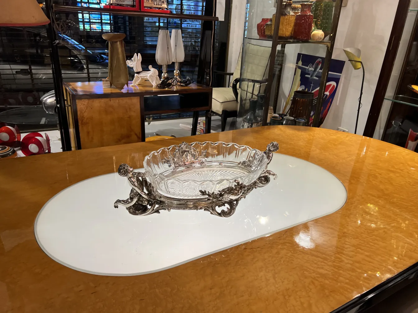 antique centerpiece christofle on elegant table, detailed design, contemporary setting