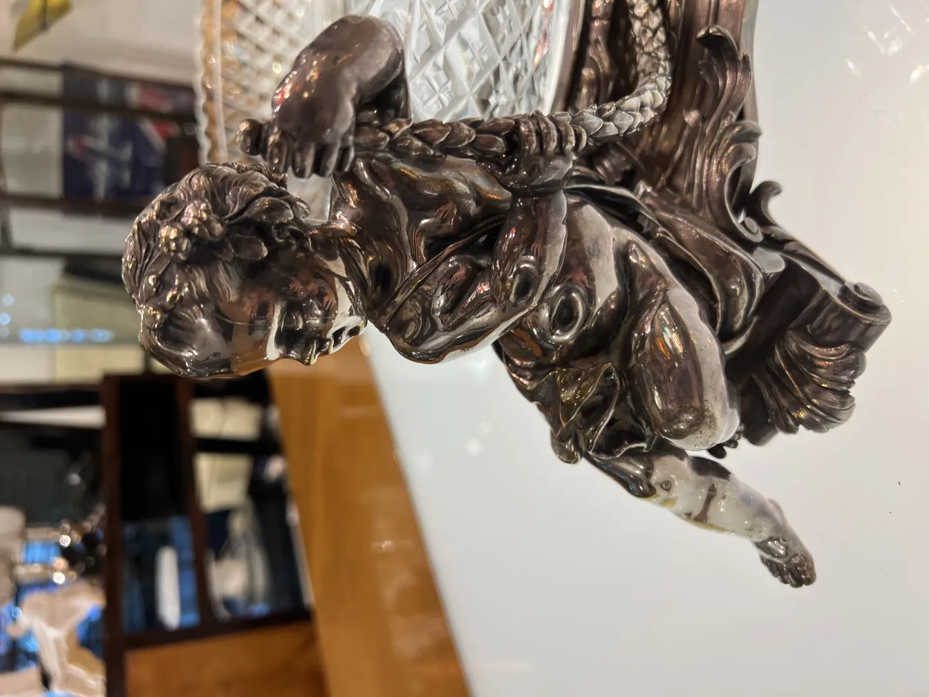 centre de table ancien Christofle avec figure décorative