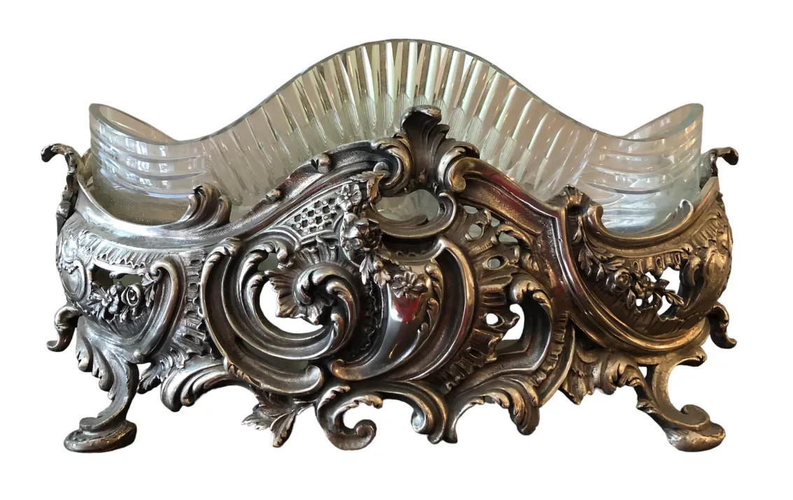 antiker wmf blumentopf mit floralen details