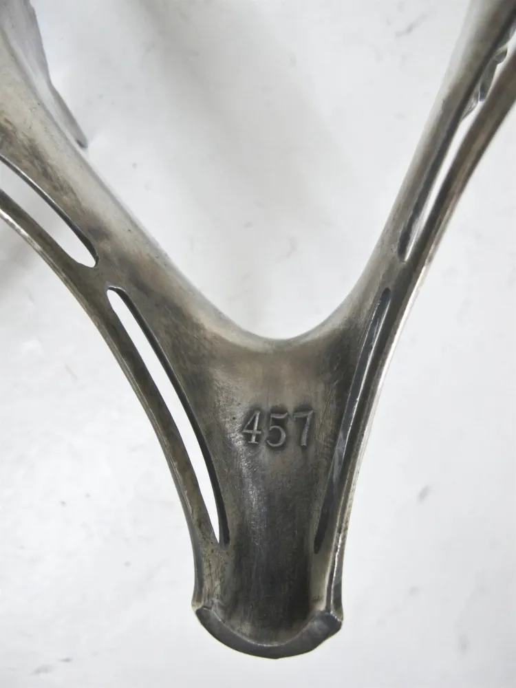 古董 wmfs 中心的优雅设计，适合室内装饰