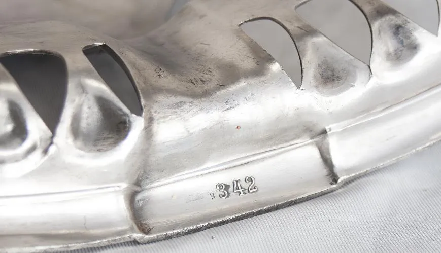 antiker centerpiece wm2 mit dekorativem Design und elegantem Stil, geeignet für jede Umgebung