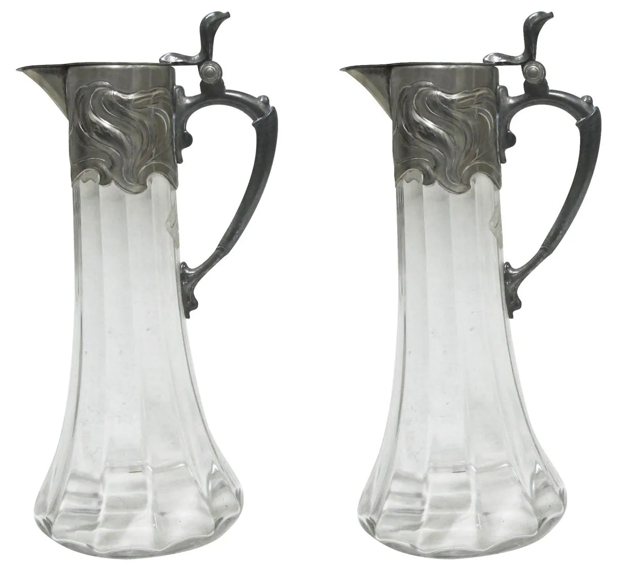 conjunto de 2 jarras wmf con diseño elegante, antigüedades