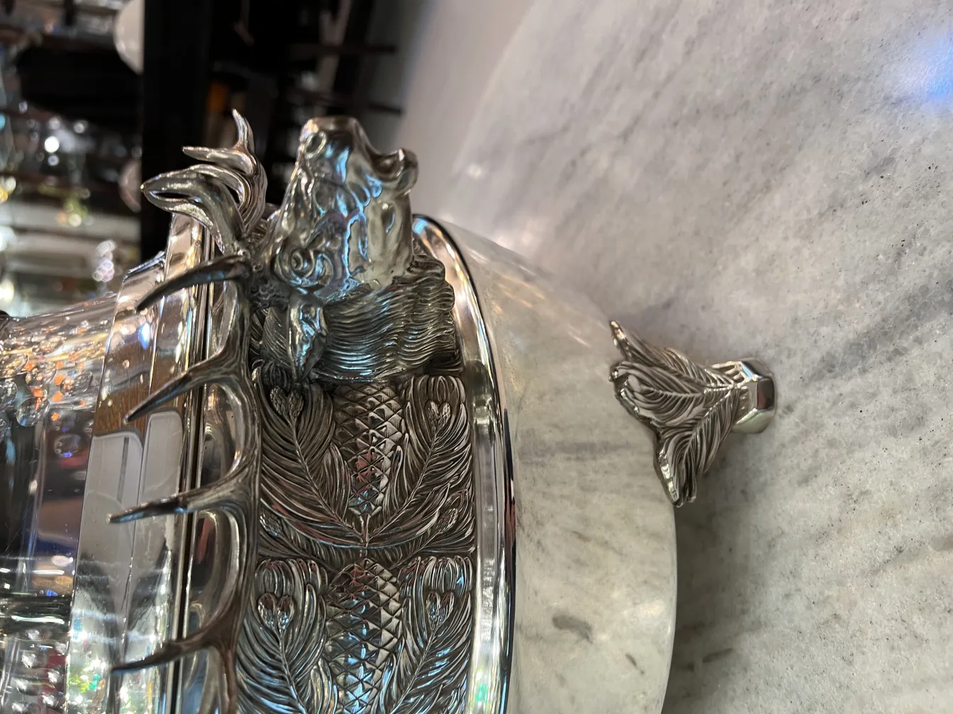 Antike WMF-Bowle mit detaillierter Dekoration und elegantem Design