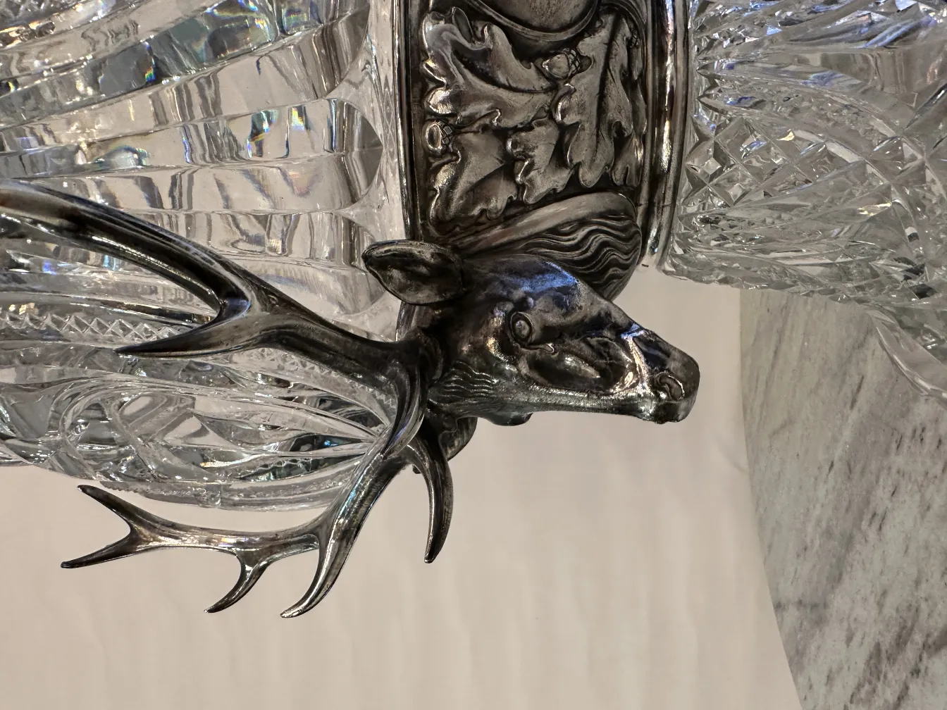 Ciotola da punch wmff antica con design eleganti e decorativi, perfetta per occasioni festive.