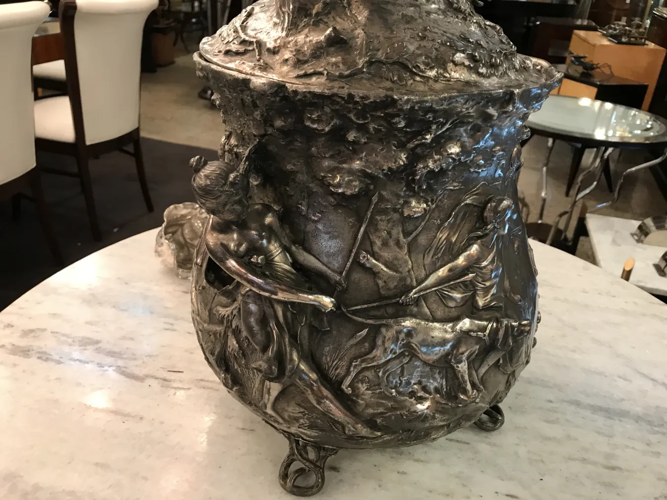 Ciotola da punch antica WMF con decorazioni artistiche