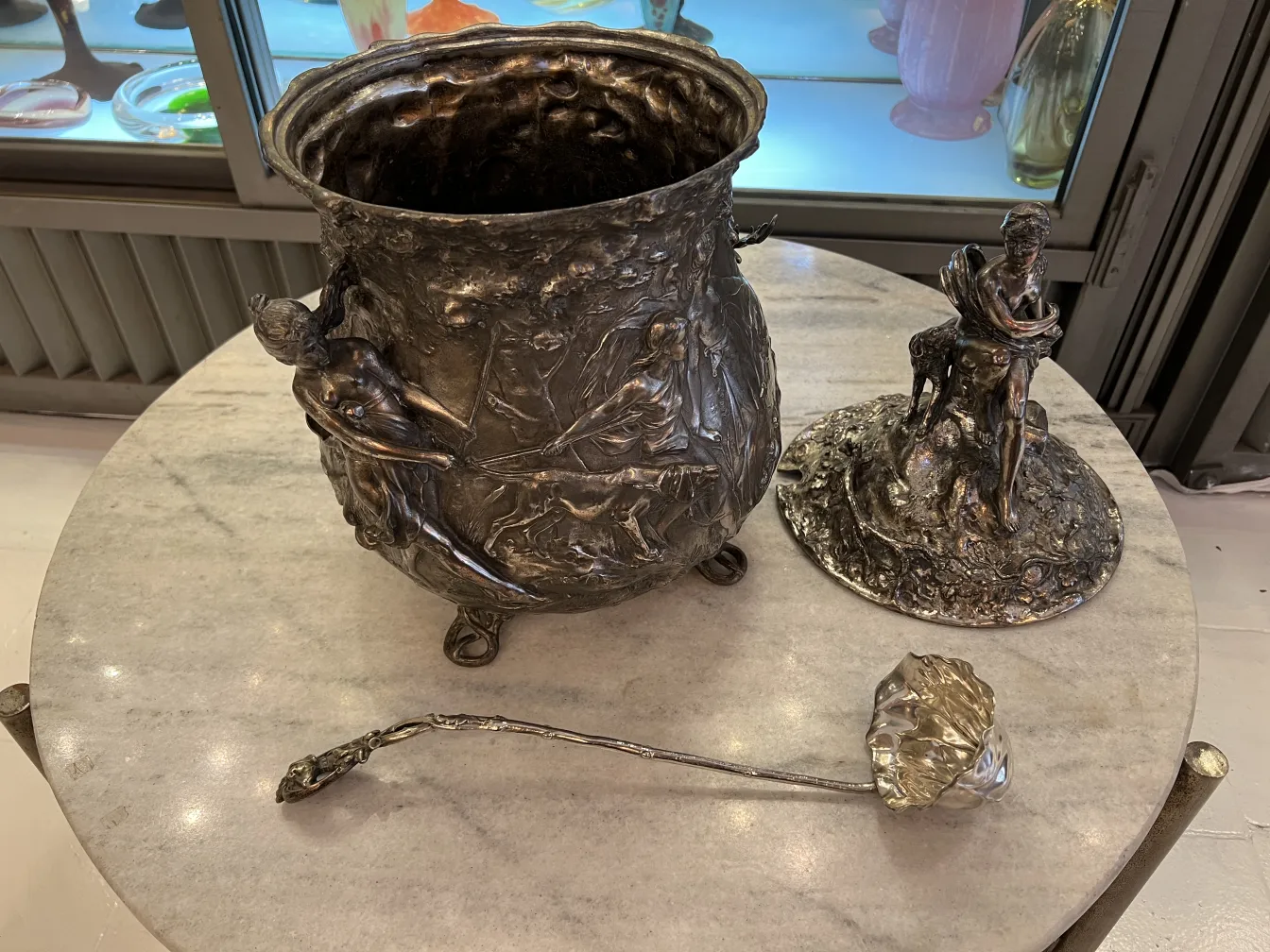 古董潘趣酒碗wmf，具有艺术细节和装饰性装饰