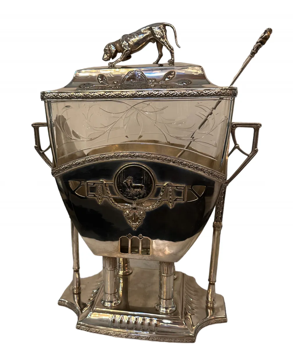 पुरानी-पंच-कटोरे-WMF-दिलचस्प-आकार-और-परिक्रमा-के-साथ-कुत्ता