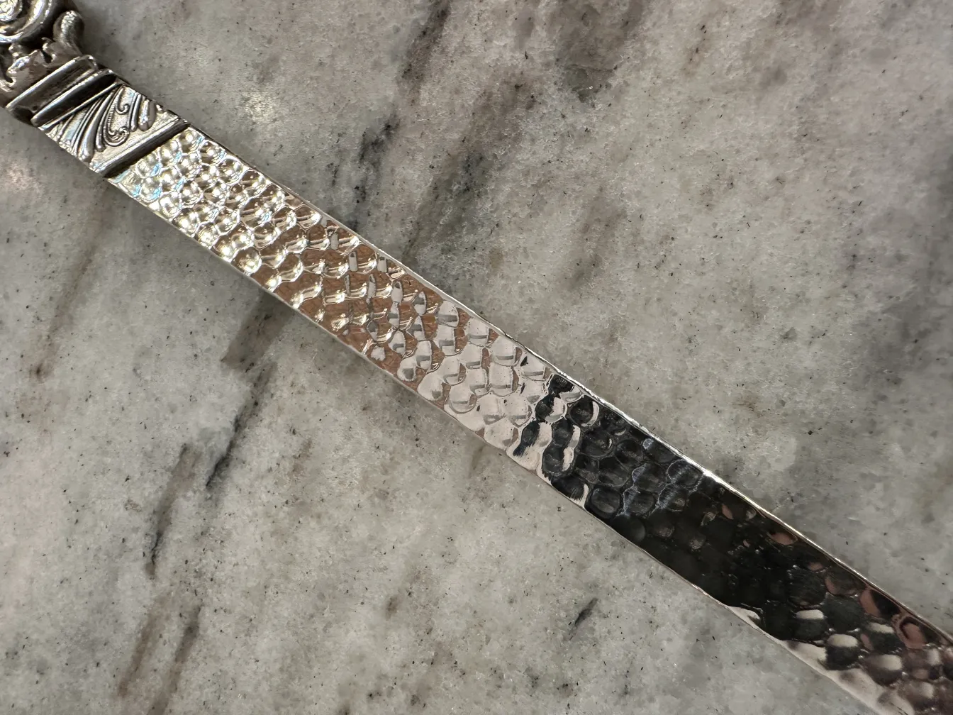 poncheira WMF antiga com detalhes artesanais