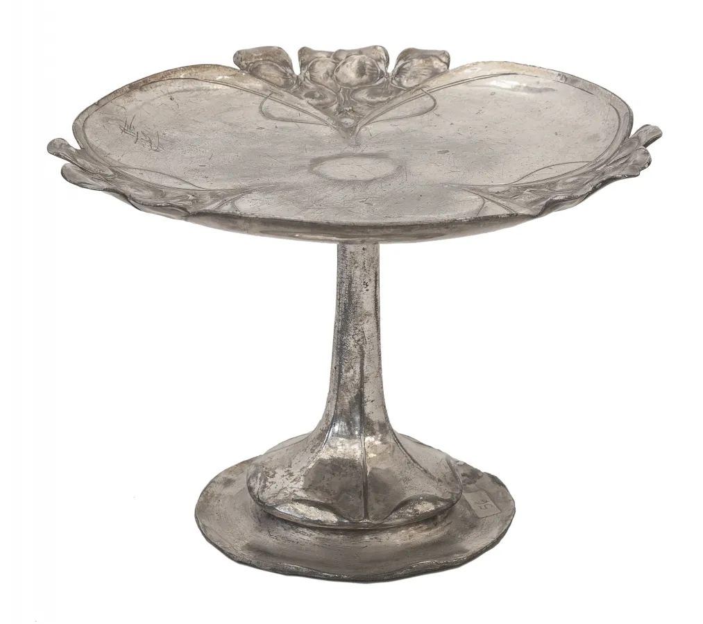 ancienne plateaux de carte WMF avec design floral