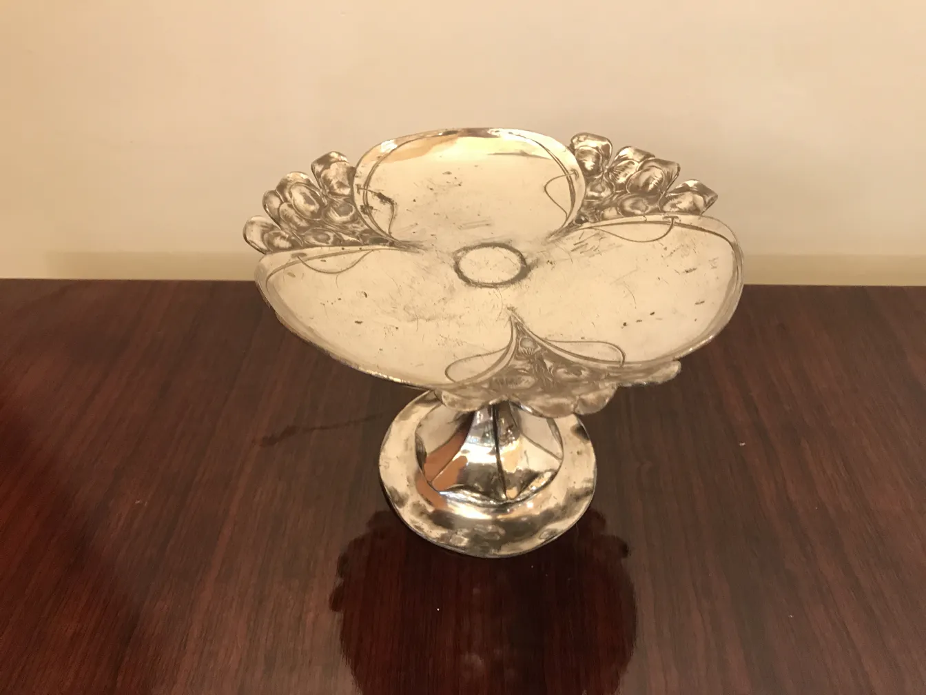 plateaux de carte antique wmF avec décoration florale en forme de fleur