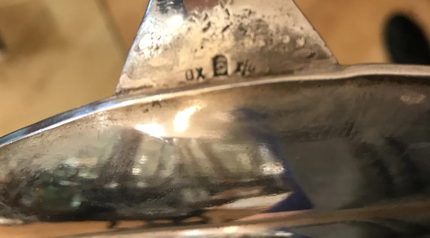 앤티크 편지 트레이 WMF의 독특한 특징