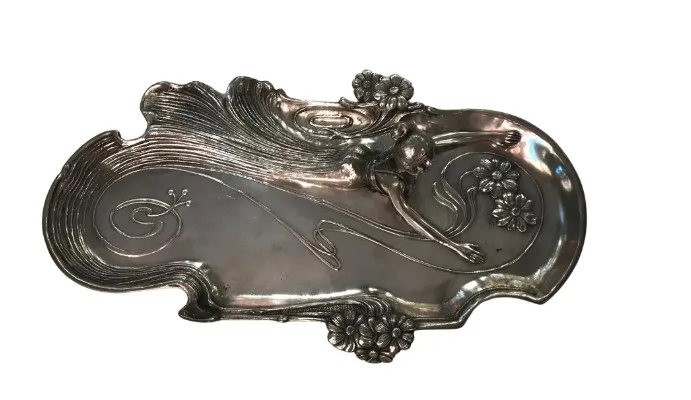 bandeja de cartas antiga WMF com design floral ornamentado