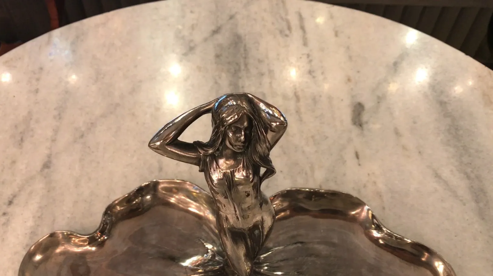 골동품-카드-트레이-wmf-장식-조각상과함께