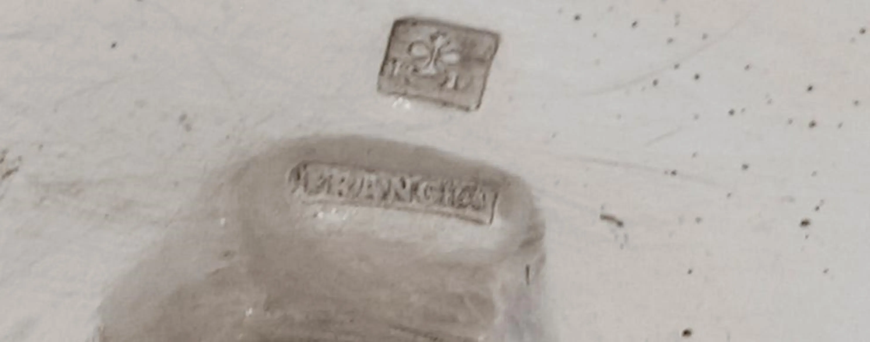 античный лоток для карточек WMF с элегантным дизайном