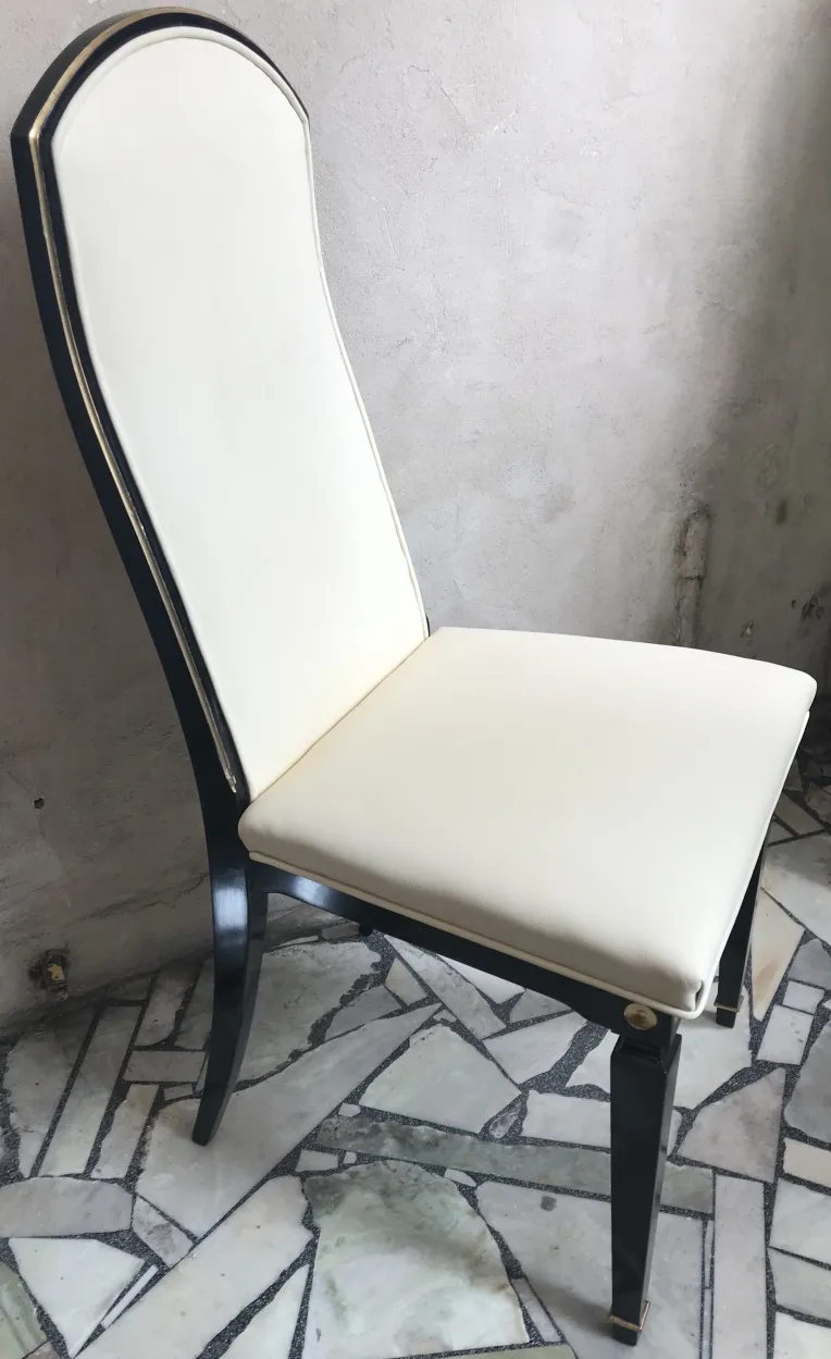 antiker Stuhl im jansen-Stil mit hellem Sitz