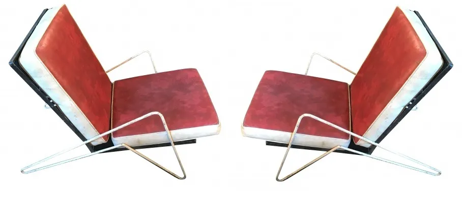 Ensemble de 4 fauteuils de jardin anciens au design vibrant