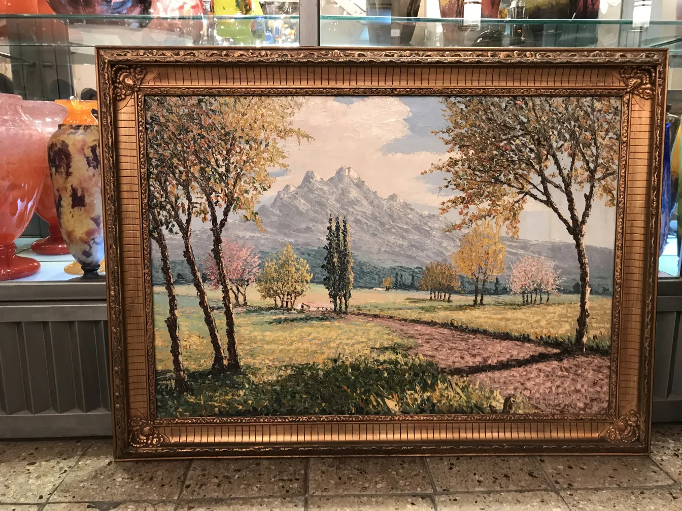 antica pittura con alberi e montagne naturali
