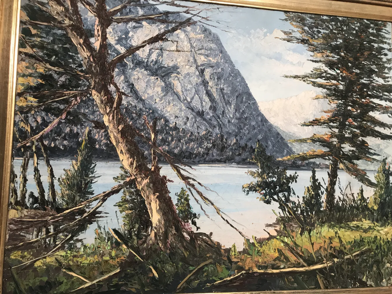 Peinture Crispino d'un paysage naturel avec des montagnes et des arbres