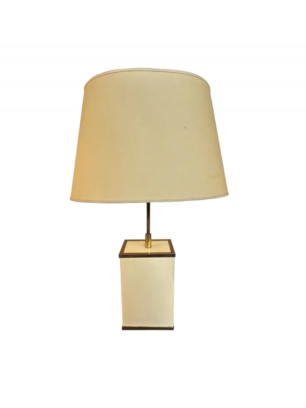 Set di 2 lampade da tavolo antiche con paralumi beige