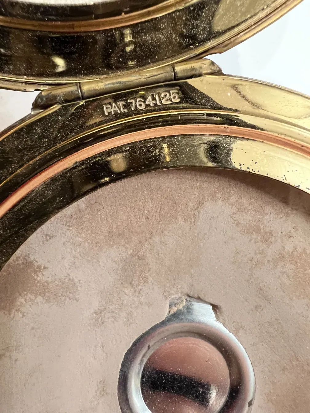 Polvera ancienne Stratton England avec miroir et poudre