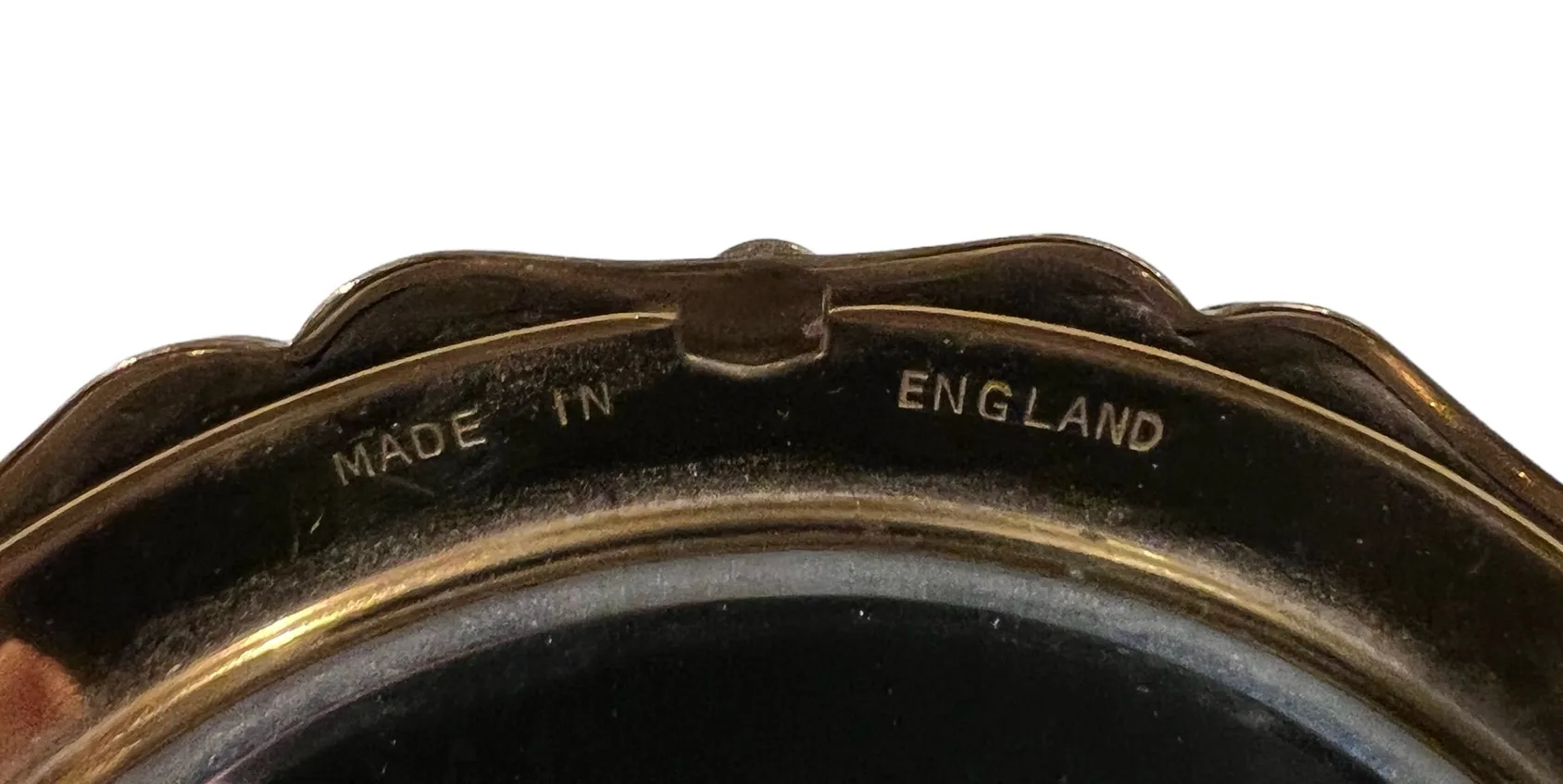 antique compact stratton england with embossed details