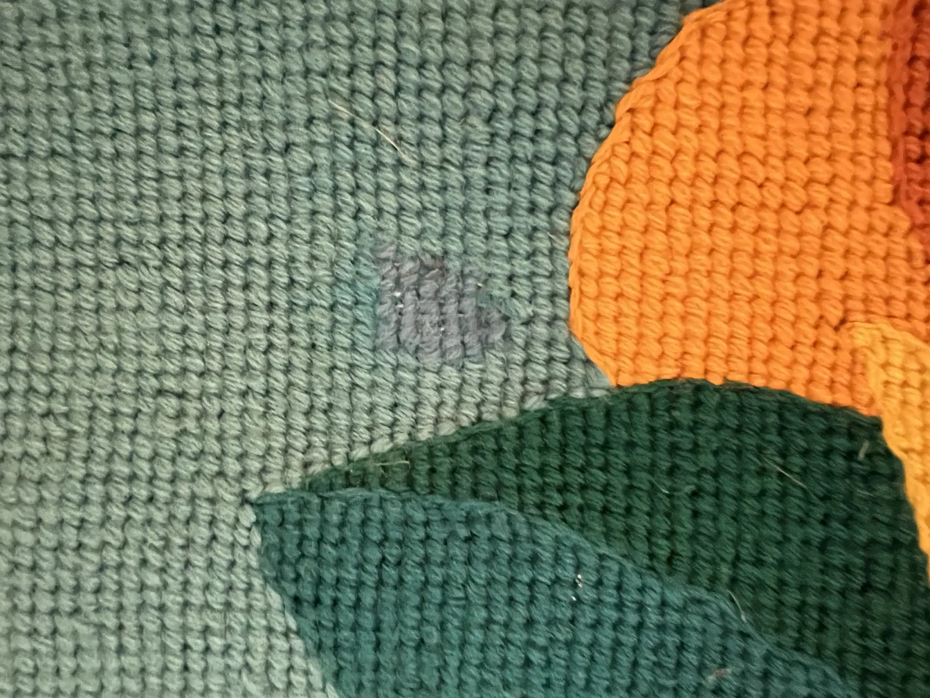 고대 태피스트리 화려한 색상과 꽃 디자인