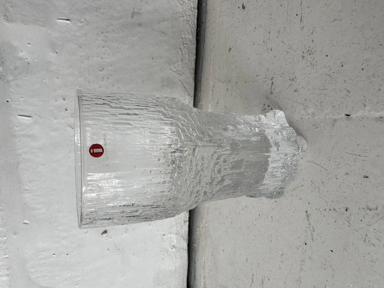 Впечатляющие старинные стаканы Tapio Wirkkala из прозрачного стекла.