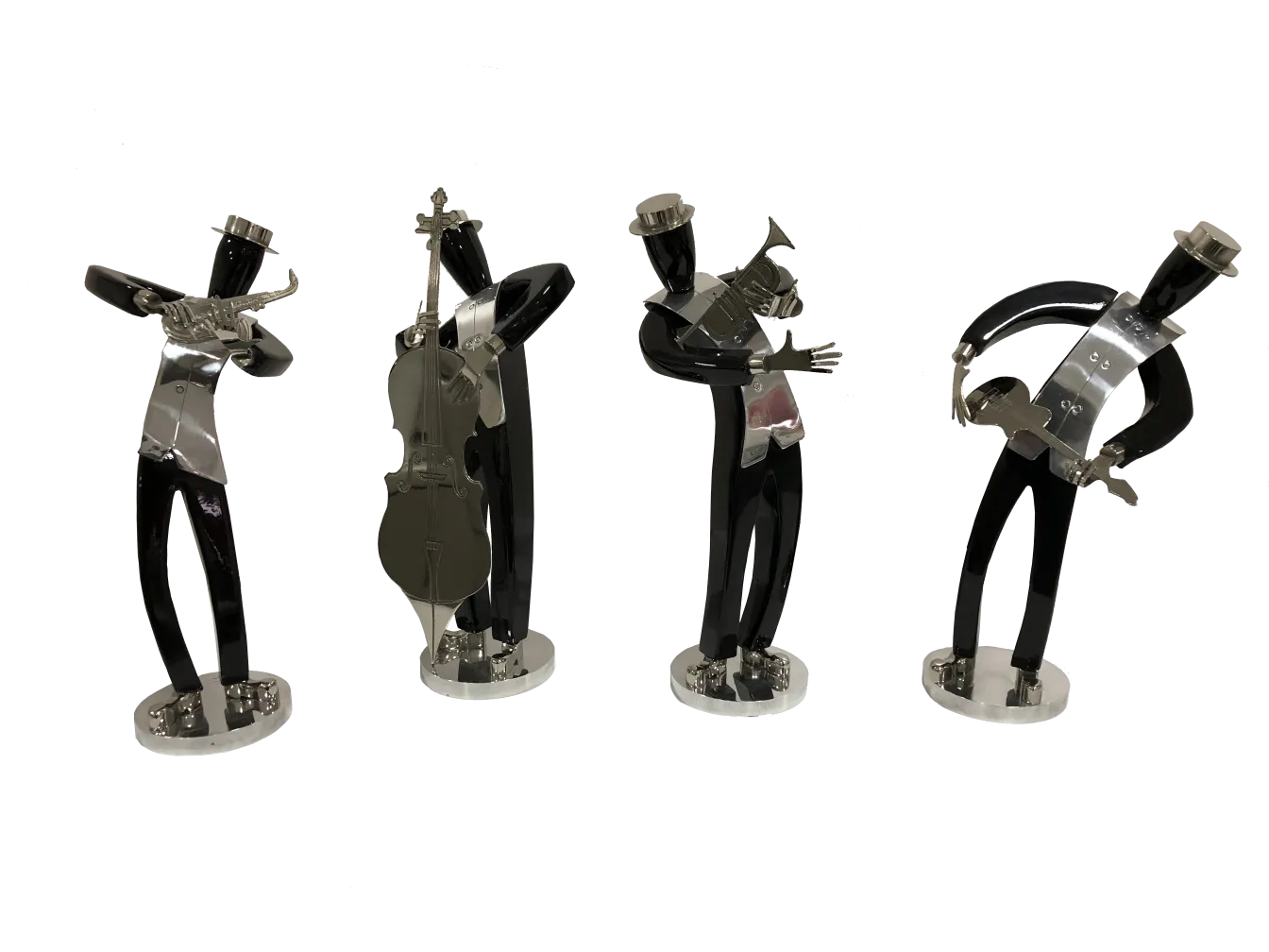 sculture di musicisti in una band musicale antica