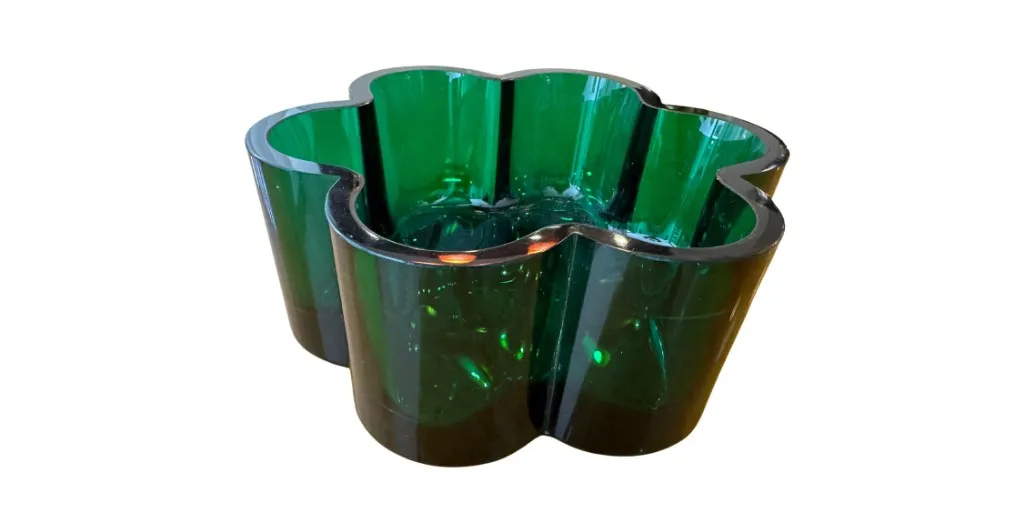 antique green flower-shaped decorative centerpiece