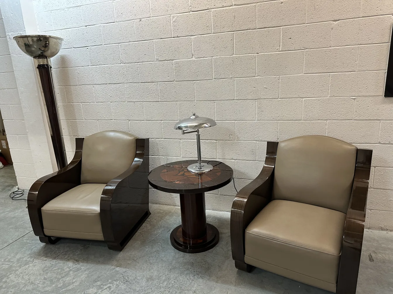 antique table lamp on round table with chairs