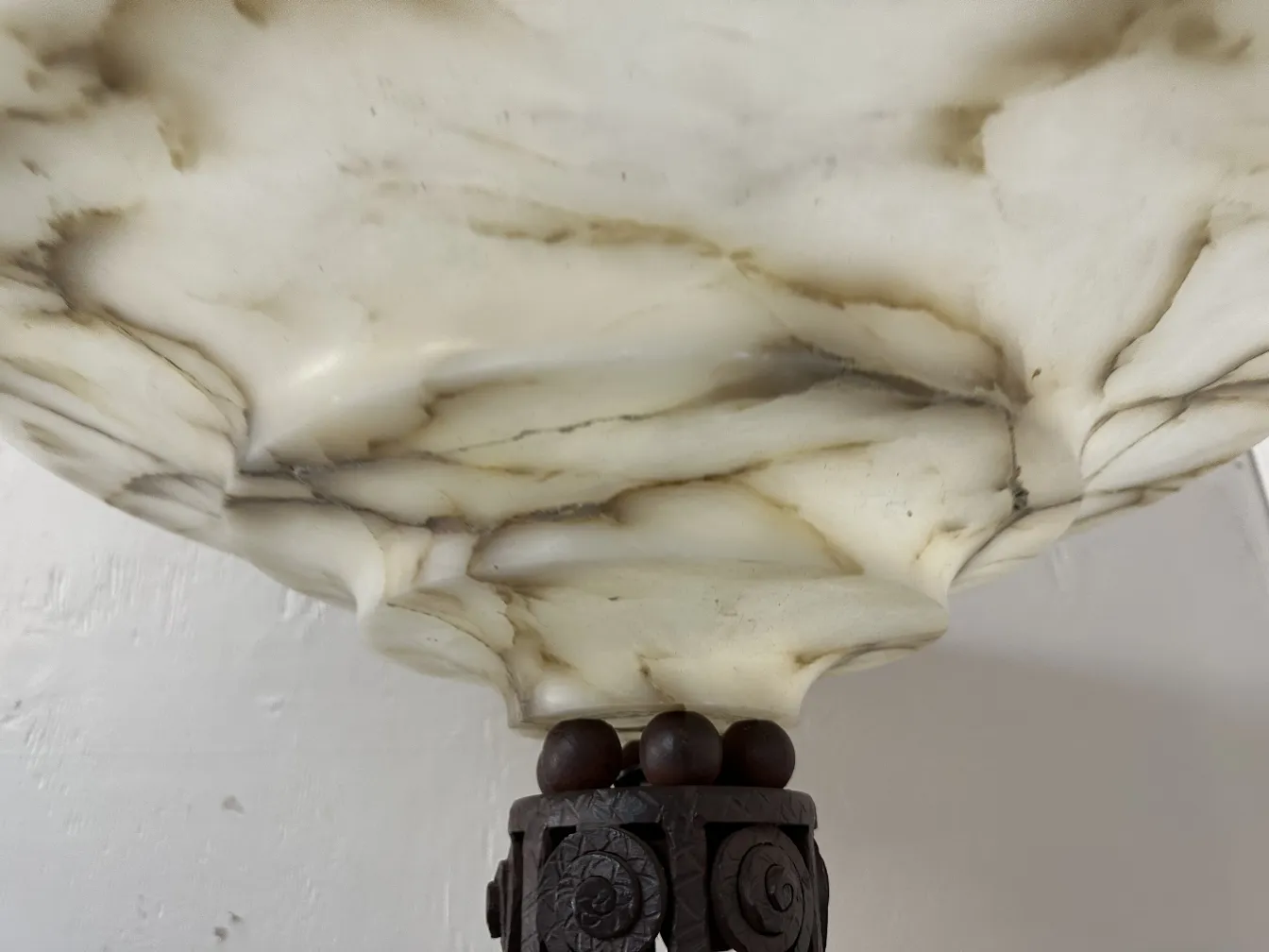 design of antique floor lamps with unique details