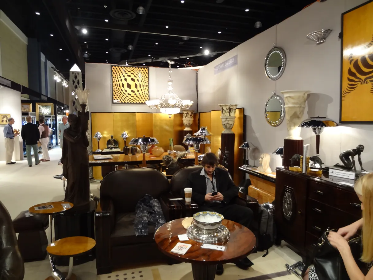 2フロアランプ 展示ホールで