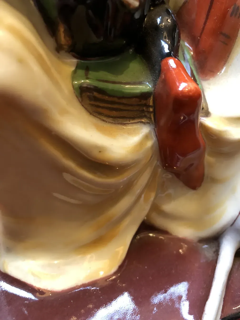 fermalibri in ceramica con colori vivaci e forma artistica