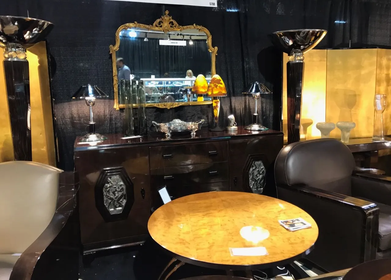 centre de table ancien gallia avec décoration raffinée