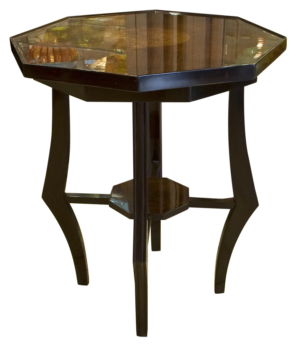 tavolino ottagonale antico con design elegante