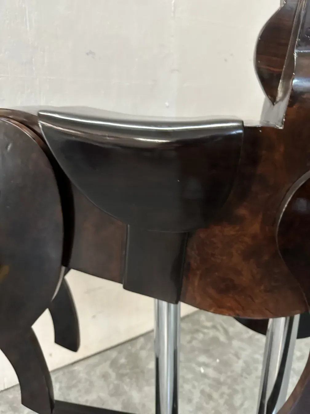 antique shaped 2 horses in an elegant setting