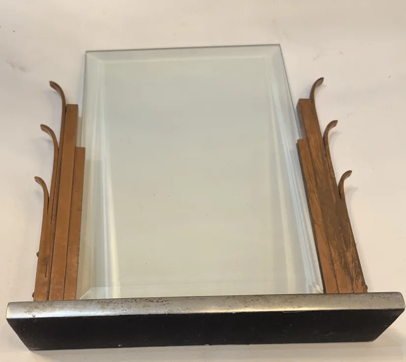 antiker Bilderrahmen mit Glas und Stand