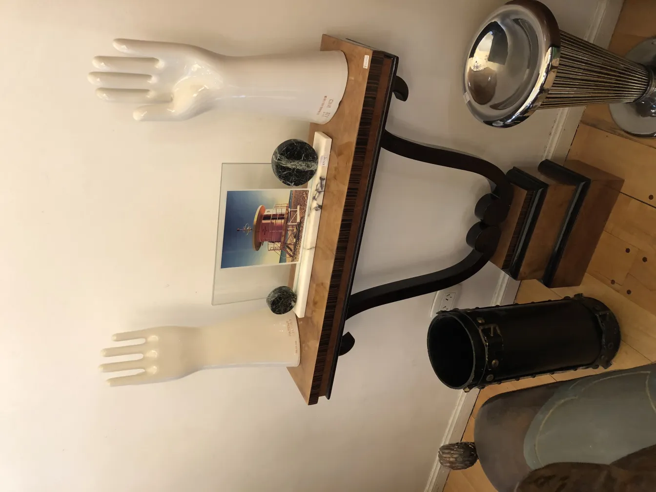 cadre photo ancien avec fond décoratif et sphères vertes