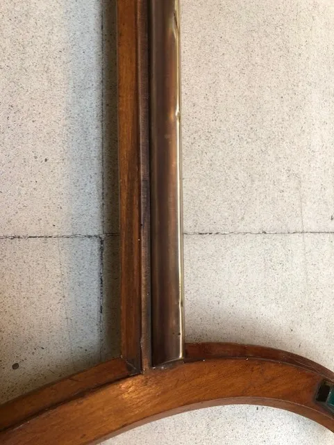 table ancienne, 8 personnes, ambiance chaleureuse