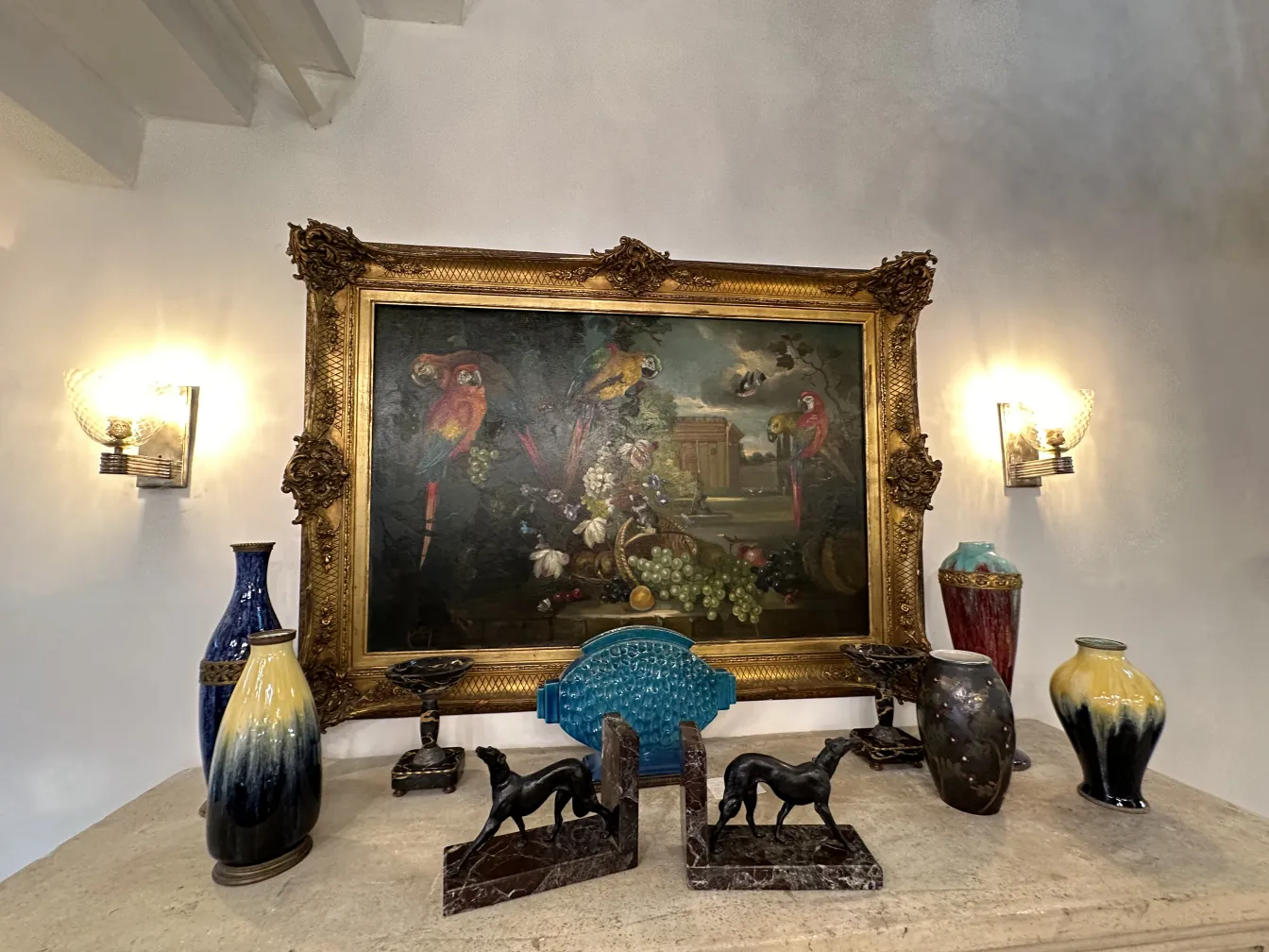 Conjunto de suportes para livros antigos com estilo Art Nouveau, decorados e elegantes