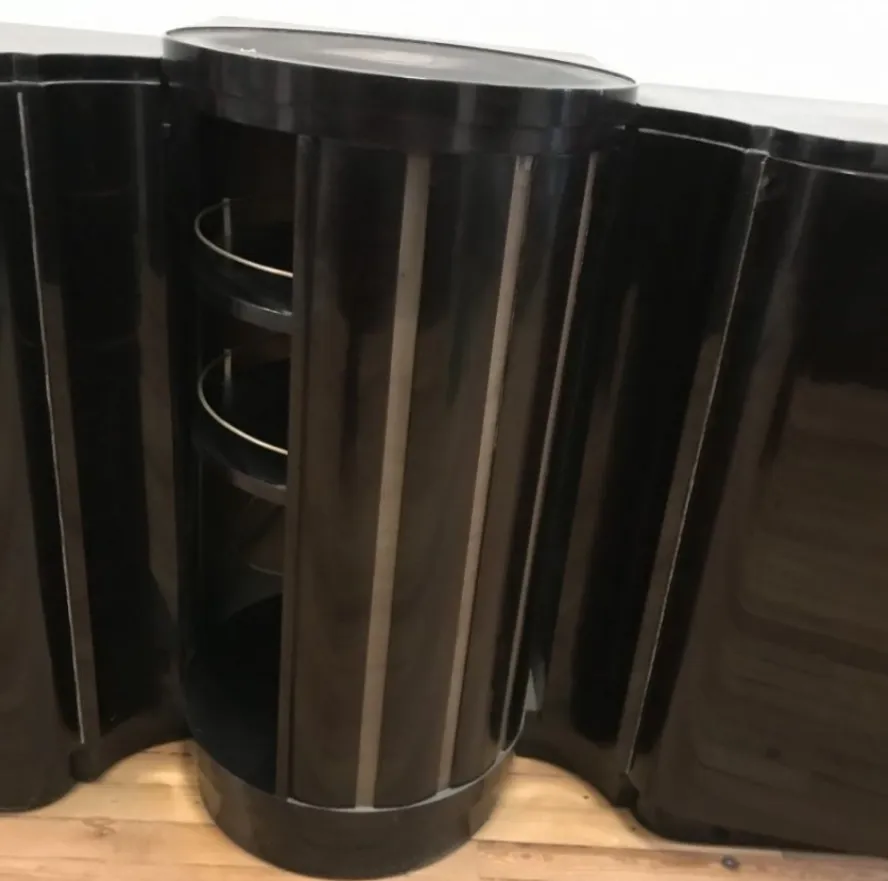 elegante antike Art Deco Anrichte mit geschwungenem Design