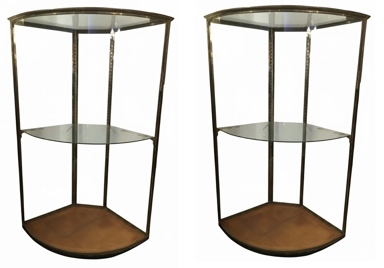 Dos vitrinas antiguas art deco con estantes de cristal