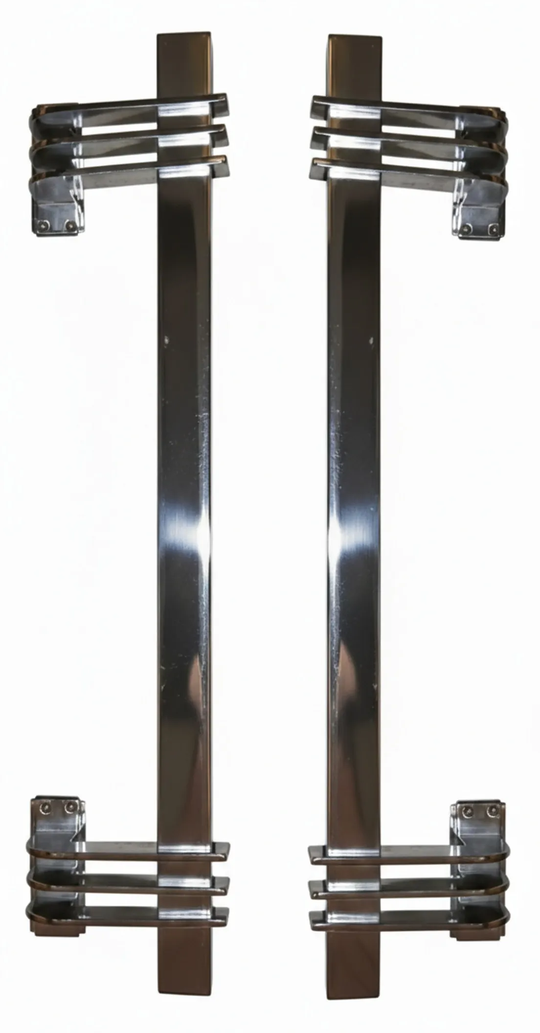 maniglie delle porte antiche con design elegante e decorativo