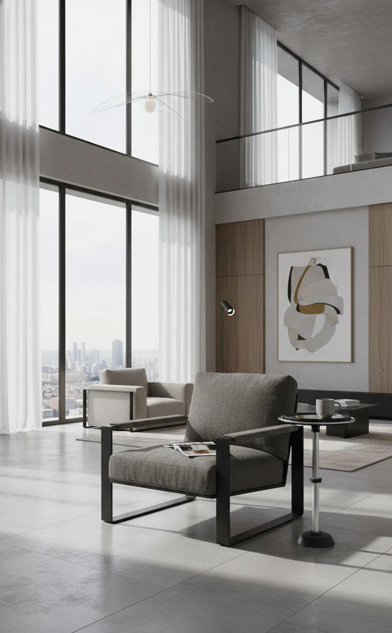 kleiner antiker Tisch in modernen Räumen mit Sofa und Fenster